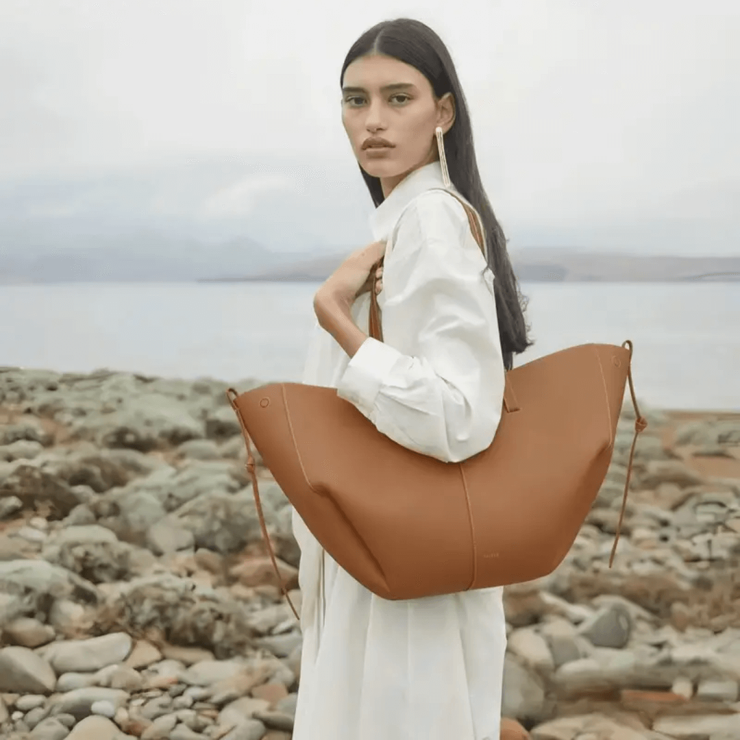 Bolsa Feminina Modelo Glamour Metropolitano